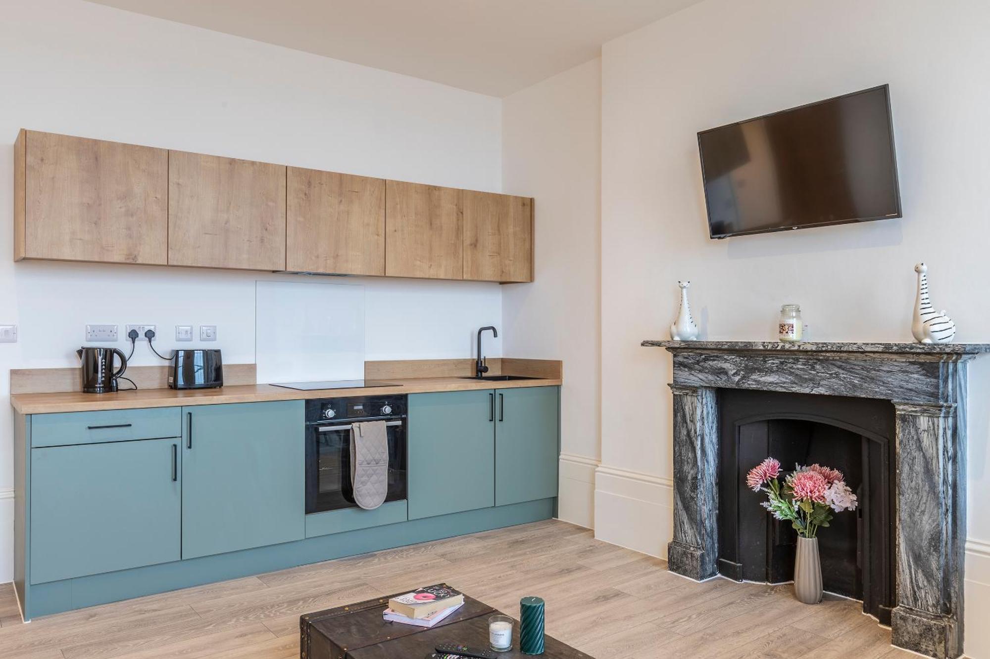 Seaside Serenity: Stylish Sea View Apartments In Herne Bay Kültér fotó